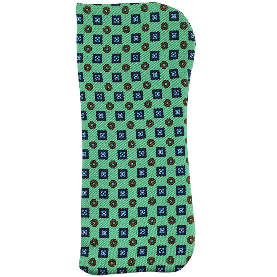 50oz Floral Printed Silk Glasses Case - Pistachio