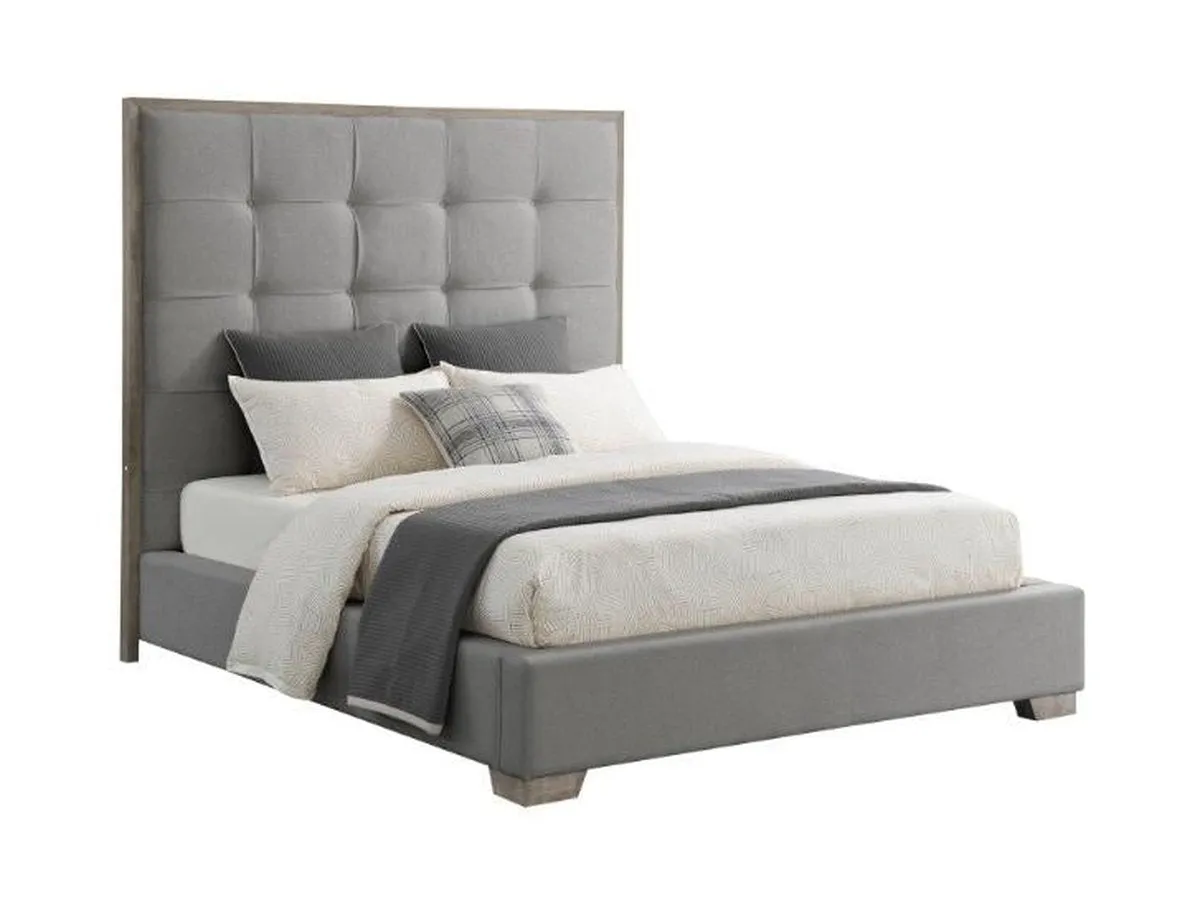 Eleanor Tufted Fabric Bed