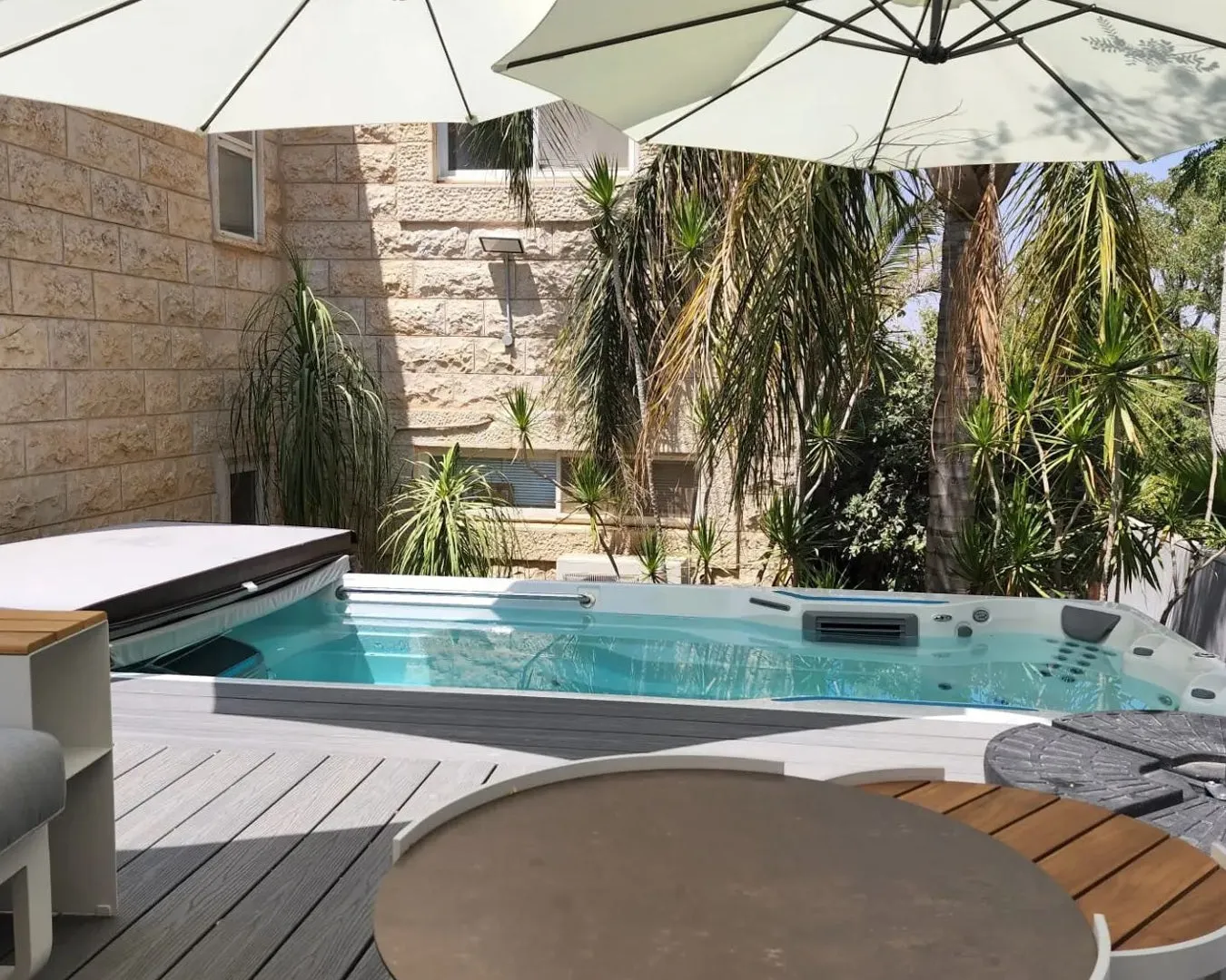 Endless Pools® E500 Swim Spa Fitness Systems