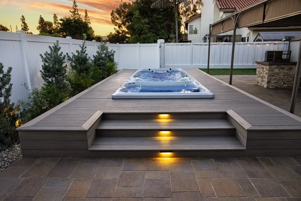 Endless Pools® Fitness Systems E2000