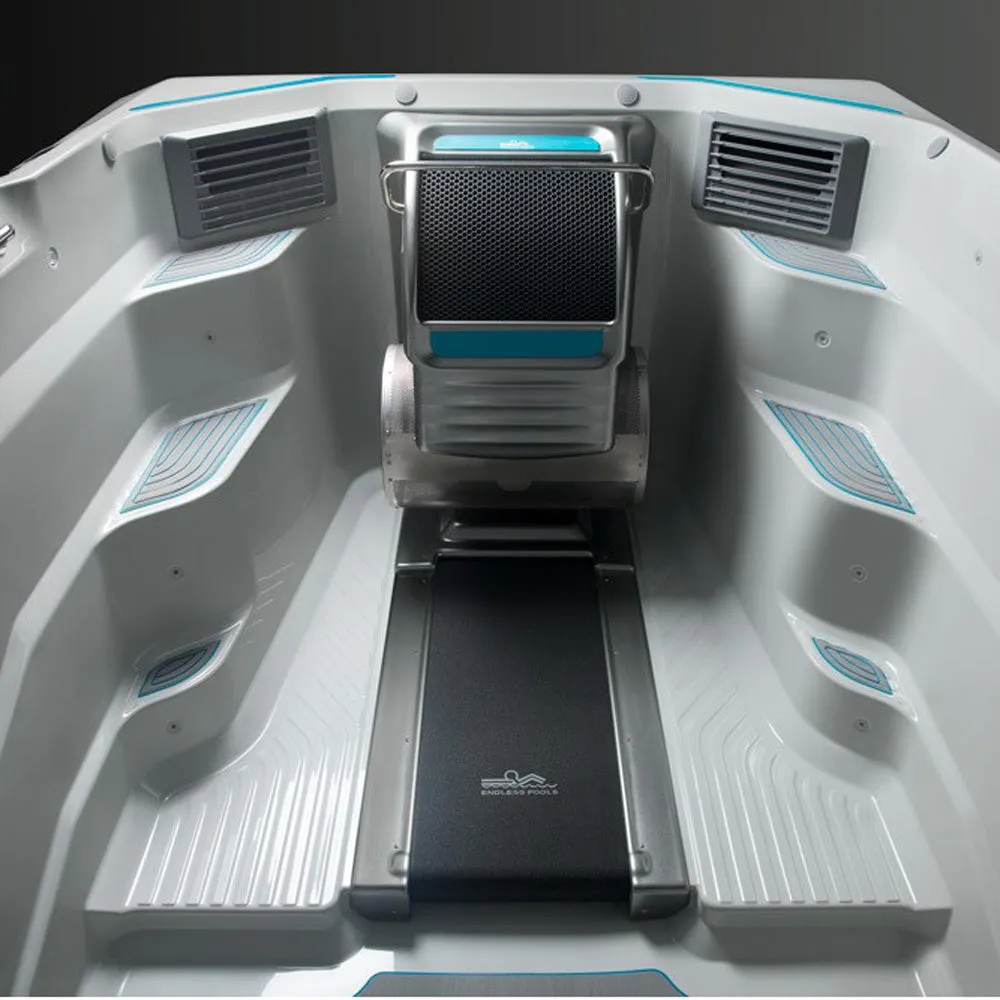 Endless Pools® Fitness Systems E550