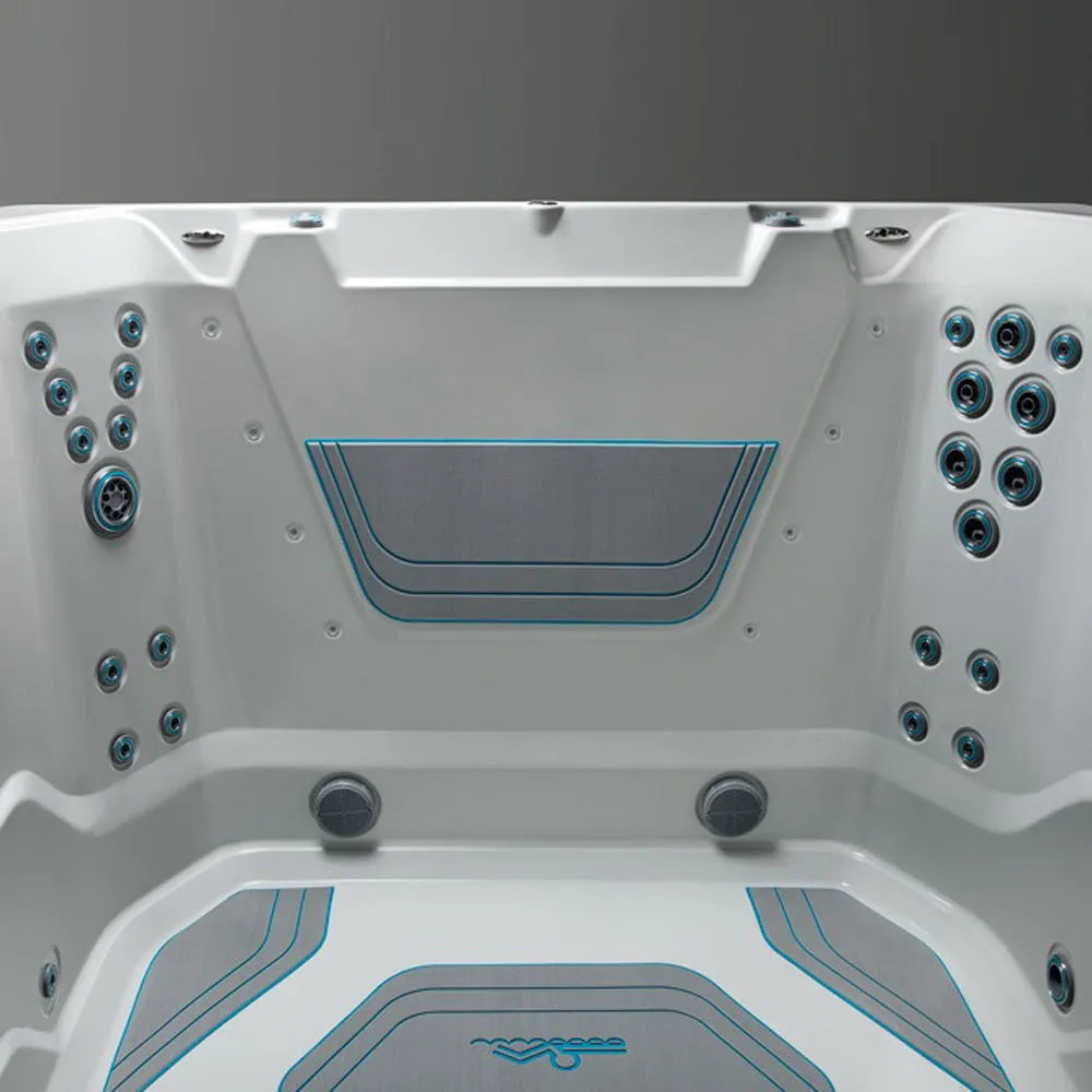 Endless Pools® Fitness Systems E550