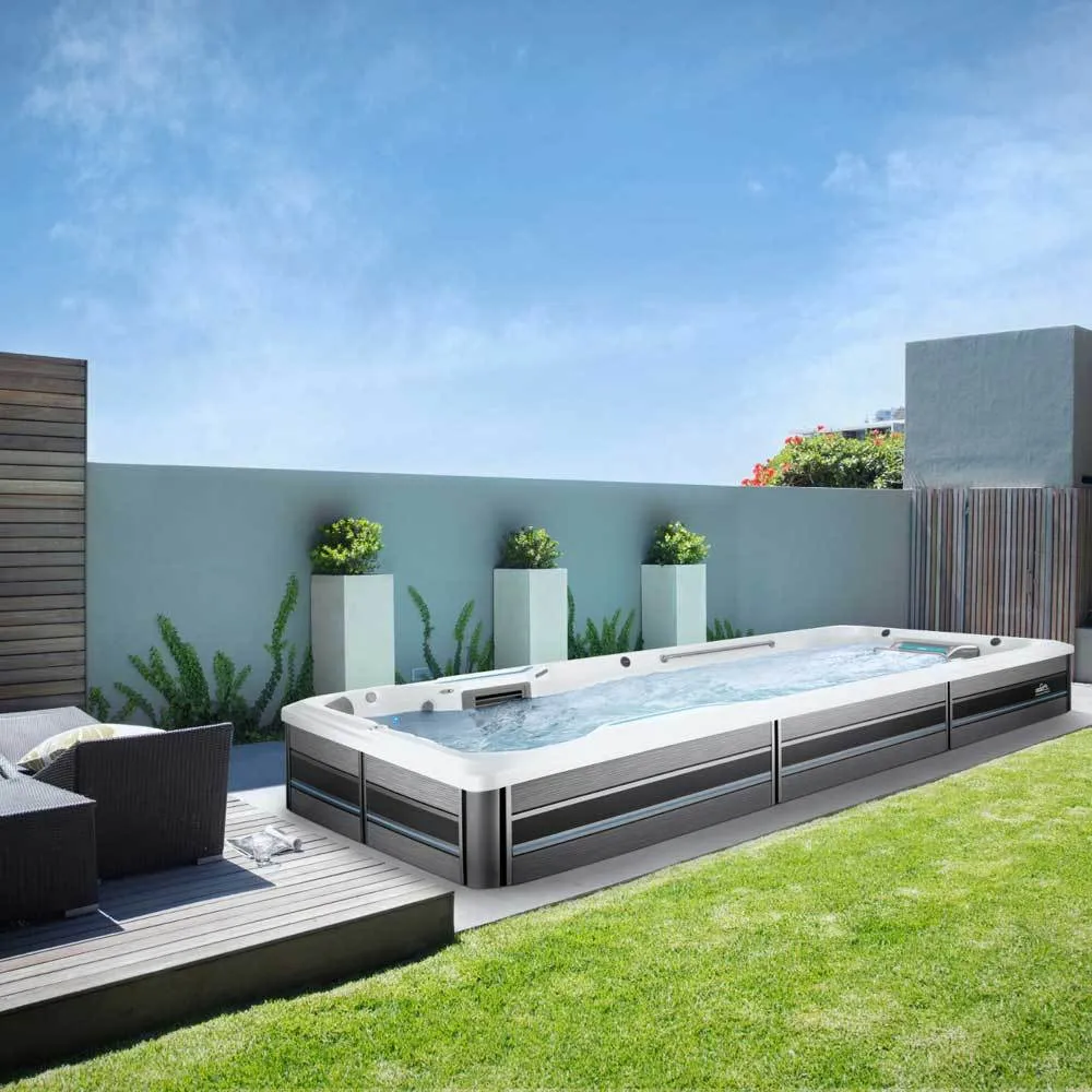 Endless Pools® Fitness Systems E700