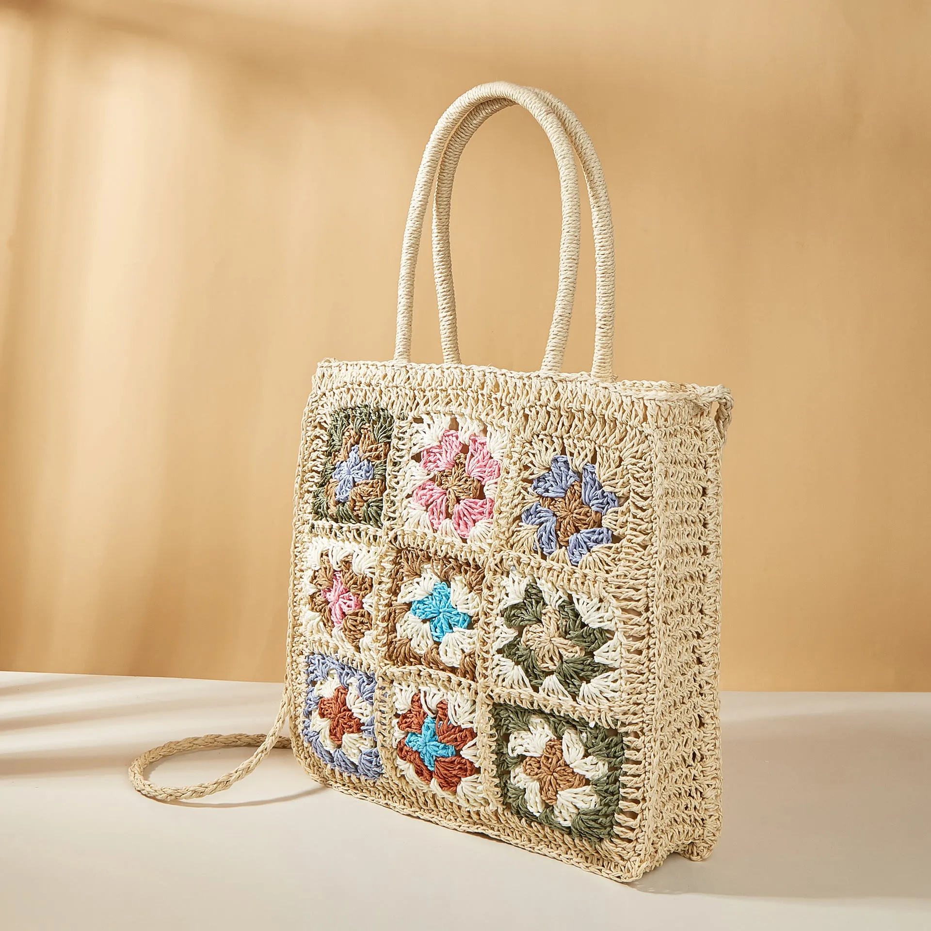 Flower Panel Woven Straw Bag