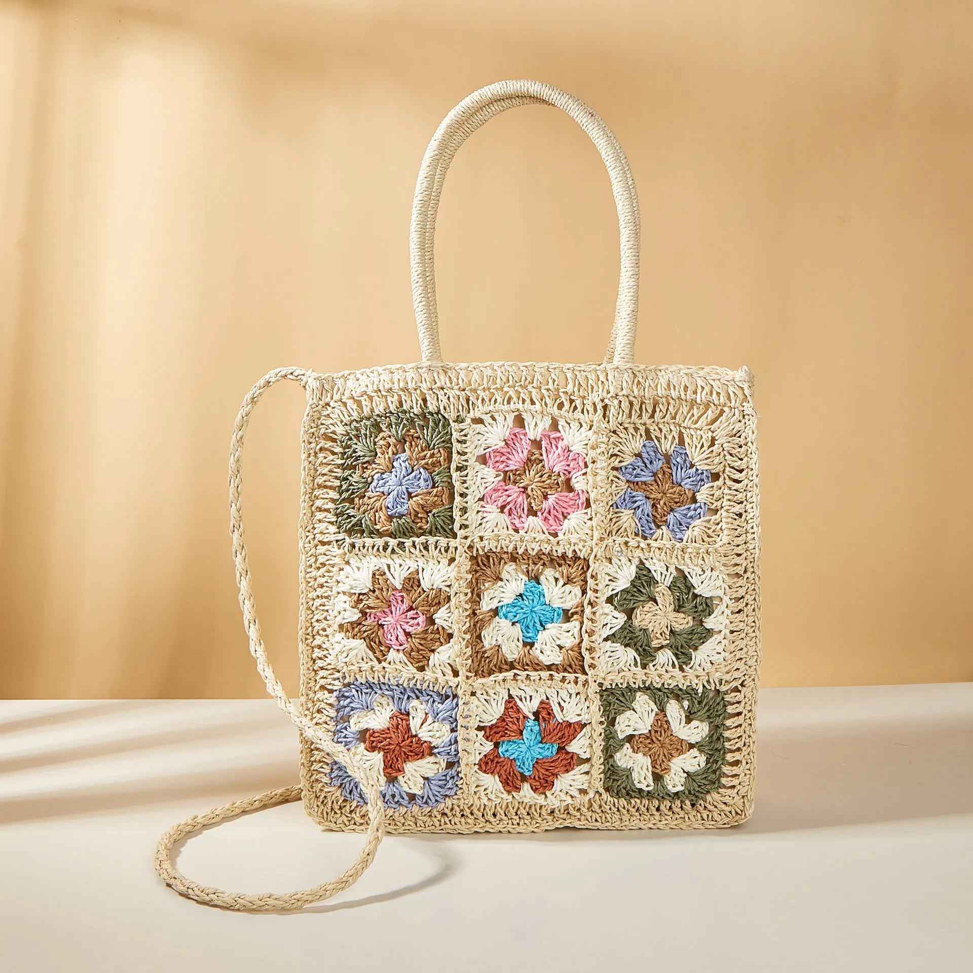 Flower Panel Woven Straw Bag