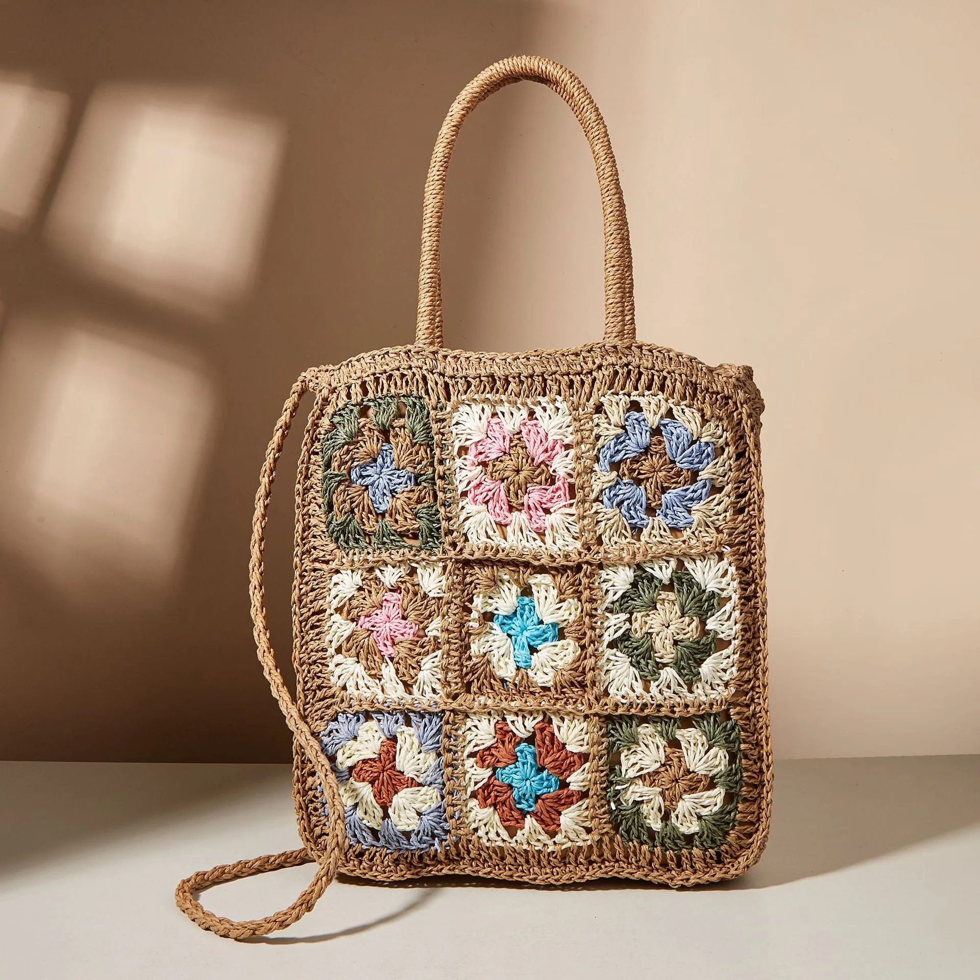 Flower Panel Woven Straw Bag