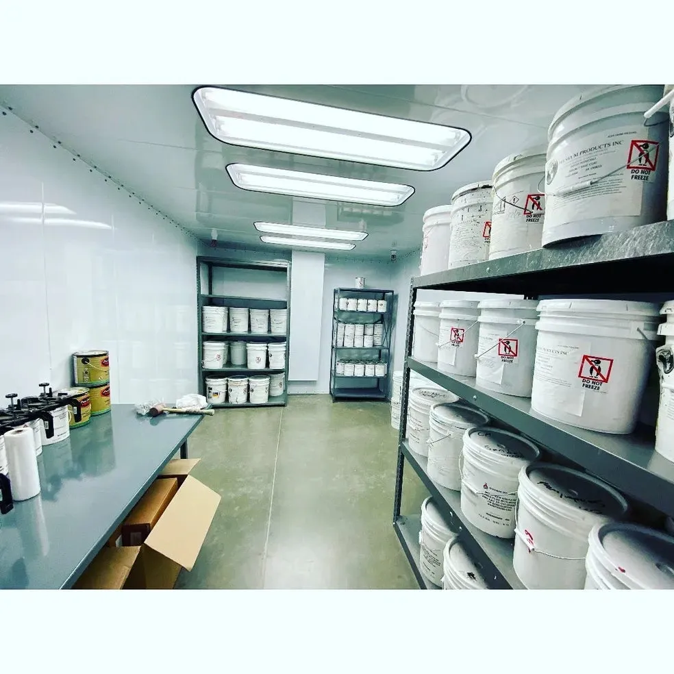 Industrial Paint Mixing Room 10' Wide x 9' High x 15' Deep Interior (TF10915 Series)