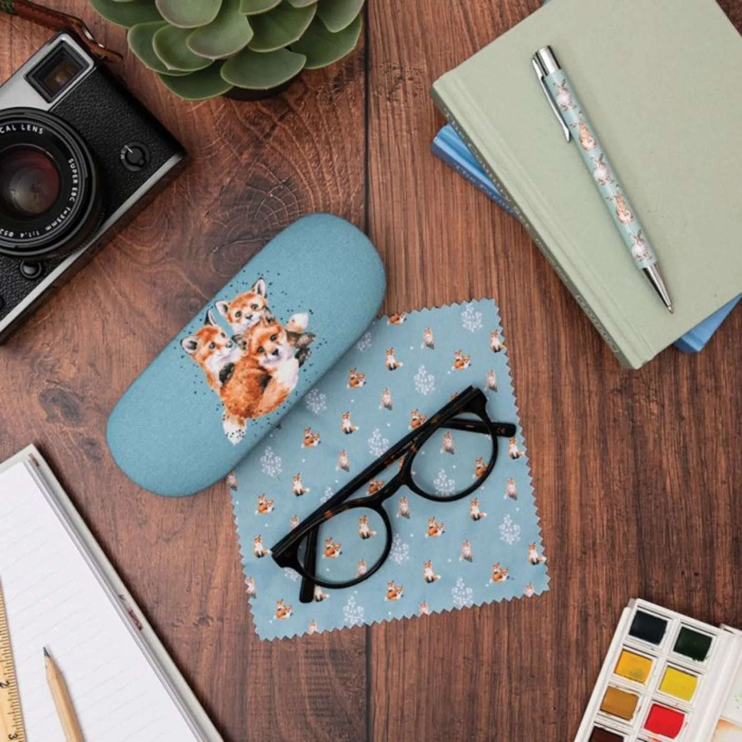 Wrendale 16cm Snug as a Cub Foxes Glasses Case